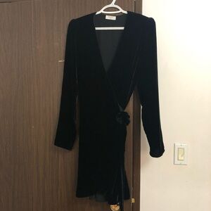 Aritzia Babaton Black Velvet Wrap Dress